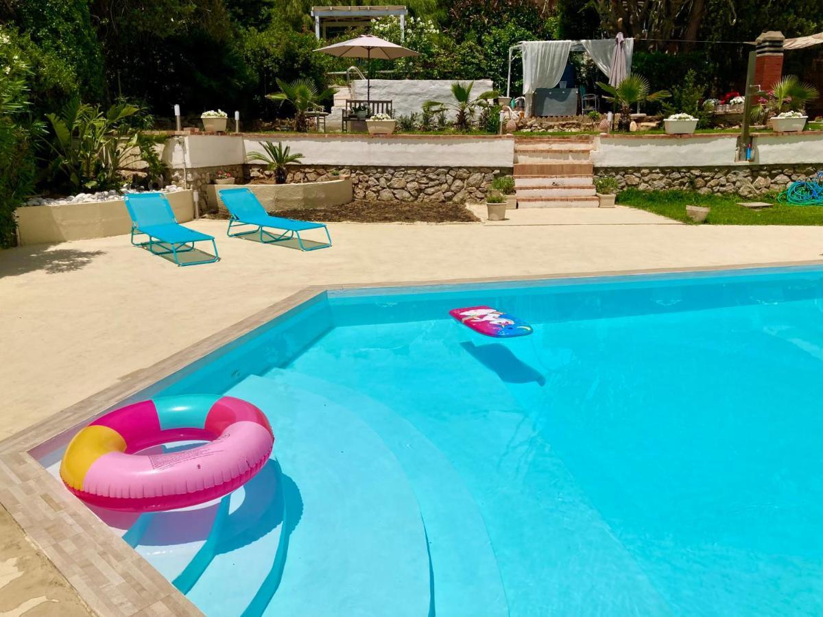 Villa Flore كاستلداتشا المظهر الخارجي الصورة