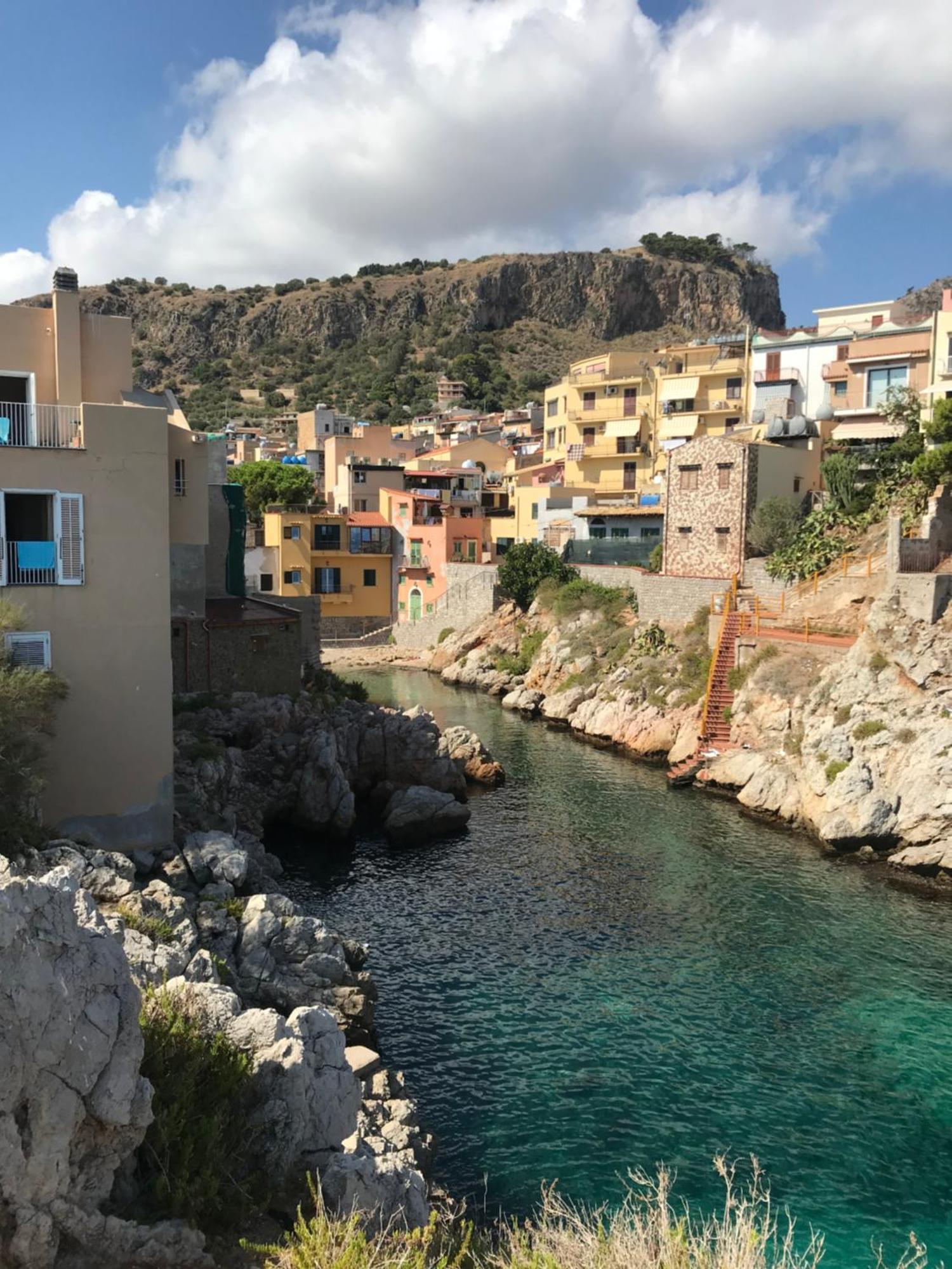 Villa Flore كاستلداتشا المظهر الخارجي الصورة