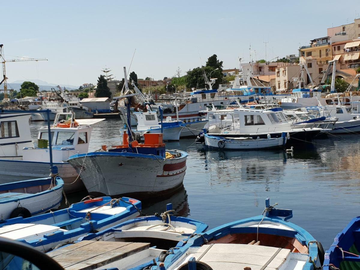Villa Flore كاستلداتشا المظهر الخارجي الصورة